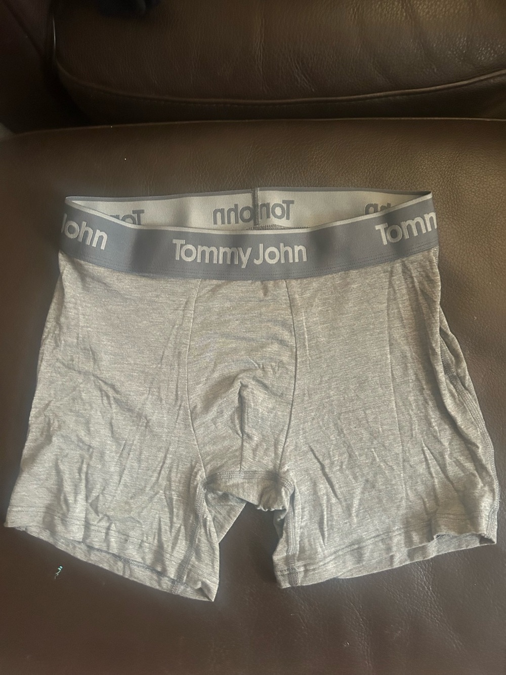 Men’s Tommy John Second Skin Stretch Modal Boxer Briefs Medium Size Gray Logo